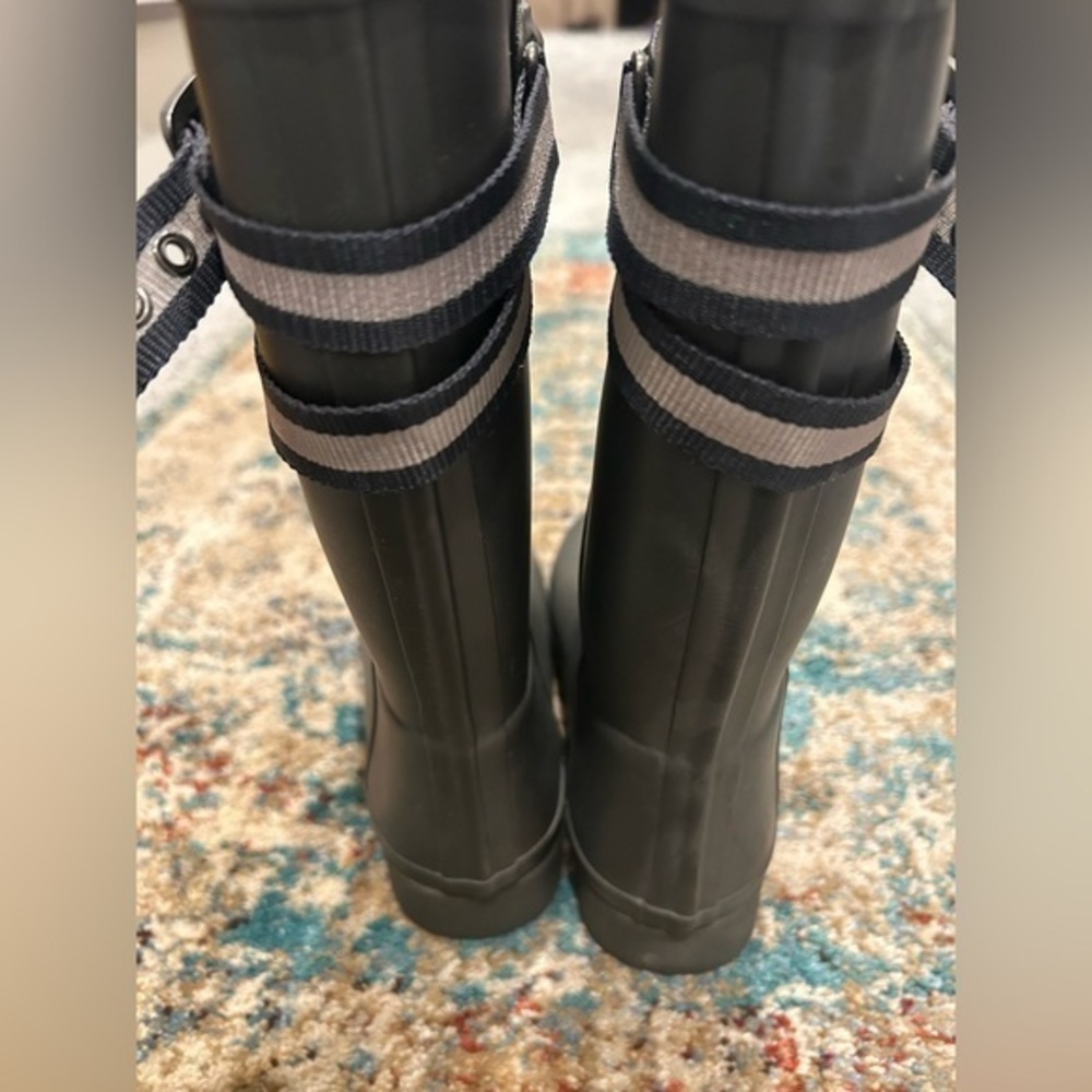 ✨ Hunter Original Refined Short Rain Boots charcoal gray - 8 - worn 5x RARE 🔥 - Picture 9 of 11